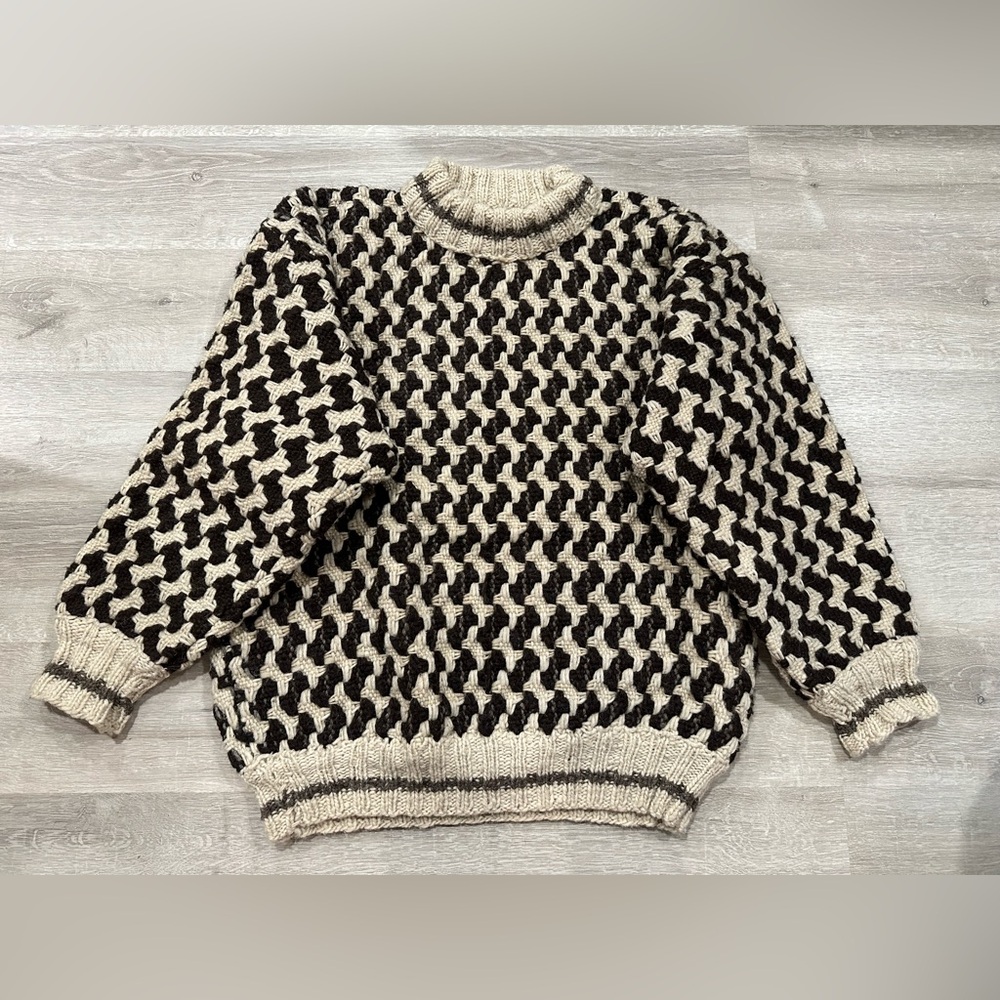 I316 PACHAMAMA Knitwear Mens size XL 100% Wool Casual Sweater Beige Brown